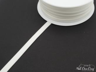 Trägergummi, weiß mit samt- artiger Oberfläche 