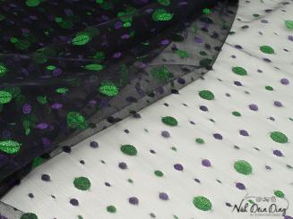 Tüll, schwarz mit Glitzerpunkten in lila und grün 