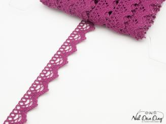 Klöppelspitze beere 