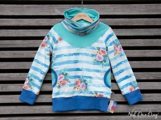 Pulli Tasja Gr.110/116 Blumen und Streifen 