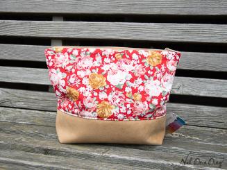 Reißverschlusstasche Blumen rot 